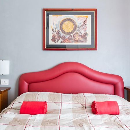 B&B Calamatta Rome Bagian luar foto