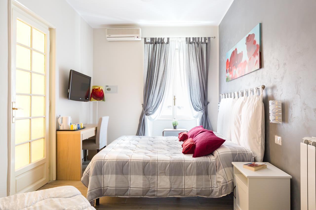 B&B Calamatta Rome Bagian luar foto